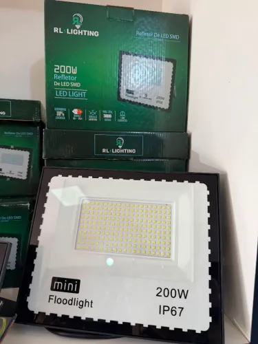 Refletor LED SMD 200W IP67 Branco Frio 6500K