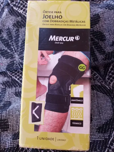Órtese para joelho com dobradiças metálicas 