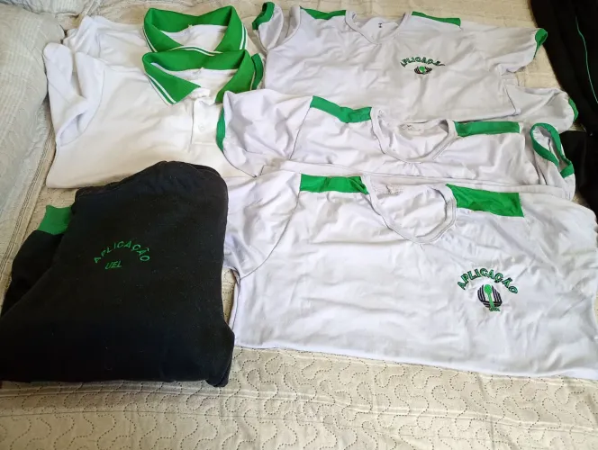 Uniforme aplicação - Masculino, tamanho 12/14