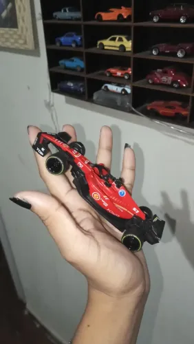 Miniatura F1 