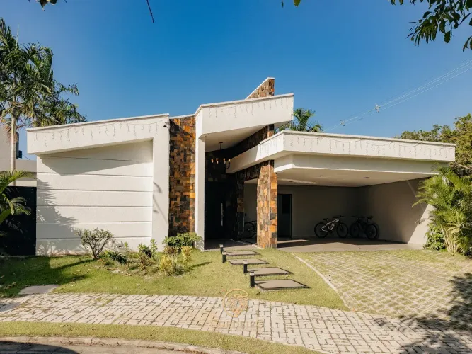 Casa Plana mobiliada para venda tem 213 metros quadrados com 3 quartos em Jacundá - Aquira