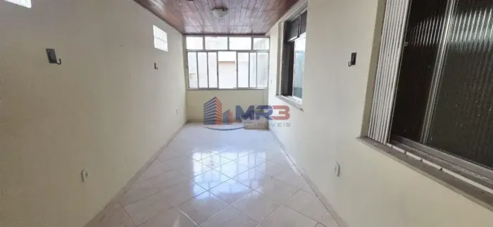 Apartamento com 2 quartos em Ramos com 75m²