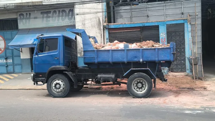 Entulhos coleta retiradas remoções