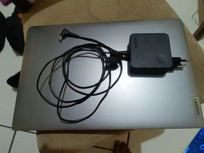 Vendo Notebook Lenovo