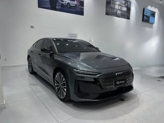 Audi A6 Sport. E-tron Perf. Black (elétrico) 2026