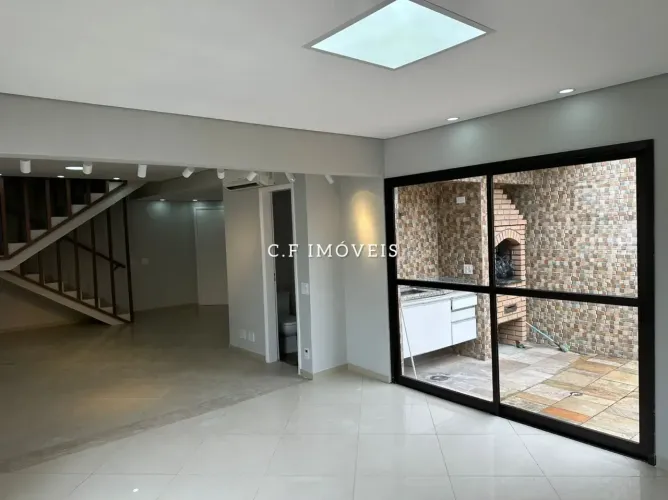 Duplex para aluguel tem 250 metros quadrados com 3 quartos em Jardim Londrina - São Paulo