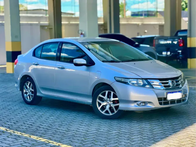 Honda City Sedan EXL 1.5 Flex 16V 4P Aut. 2010