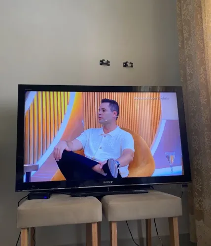 TV 50 POLEGADAS não é smart 