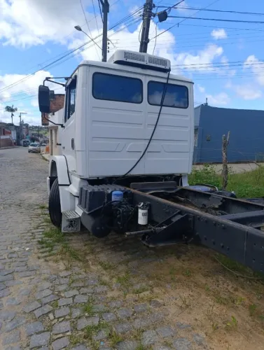 Mercedes atron 2012 preço pra vender 190 mil