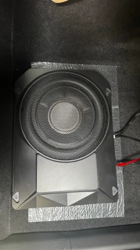 Caixa som automotivo subwoofer 10?