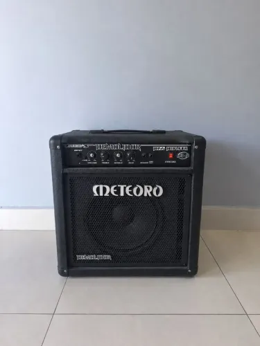 Amplificador Contra baixo