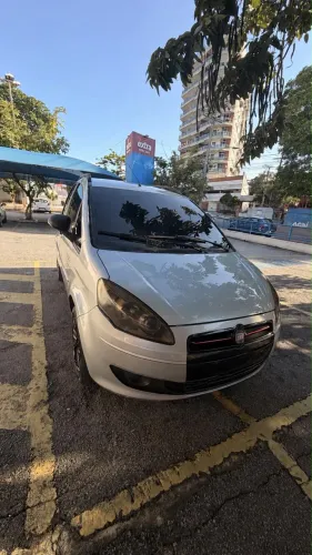 Fiat Idea Attractive 1.4 Fire Flex 8V 5P 2014
