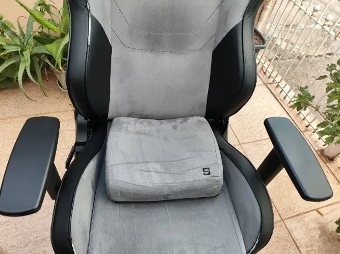 Cadeira Gamer Pichau Omega S, Espuma Moldada, Braco 3D, Preta e Cinza, PG-OMGS-BG0