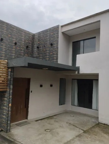 Casa Anual na Vargem do bom jesus 