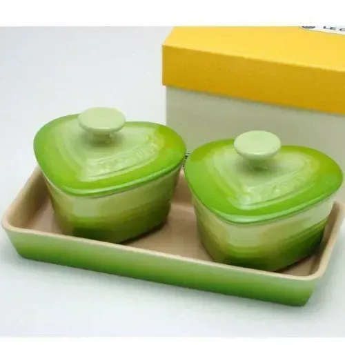 Set Corações Com Tampas e Bandeja Kiwi Le Creuset