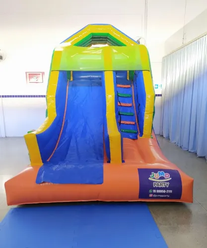 VENDO BRINQUEDO INFLÁVEL TOBOGÃ OU TOBOAGUA
