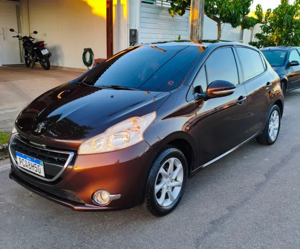 Peugeot 208 Allure 1.5 Flex 8V 5P 2015