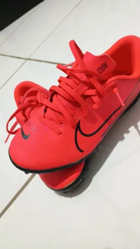 Chuteira Nike mercurial | N34 | PRA VENDER HOJE!