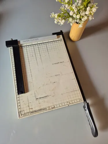 Vendo guilhotina de papel