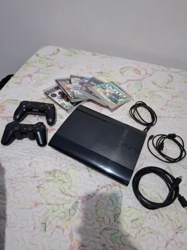 PS3 Super Slim 250gb