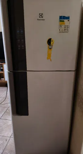 Geladeira Electrolux(leia a descrição)