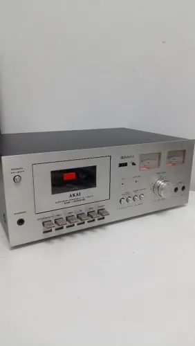 Tape Deck Akai CS-702D revisado