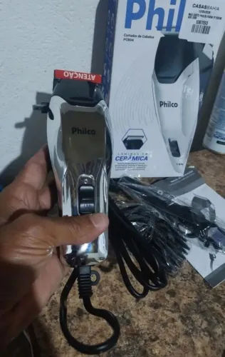 Máquina de cortar cabelo Philco nova