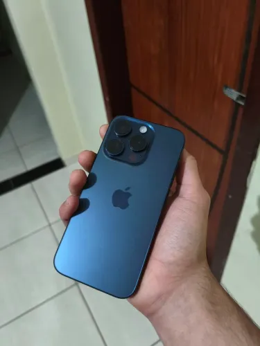 iPhone 15 pro 128gb