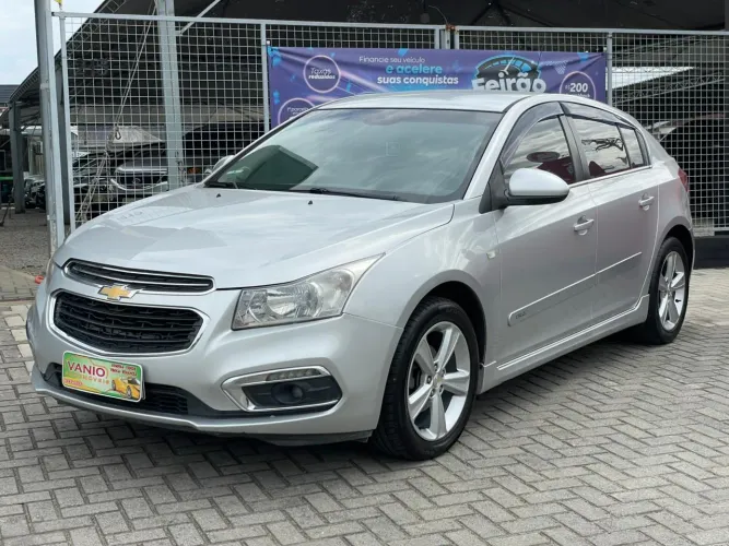 Chevrolet Cruze HB Sport LT 1.8 16V Flexp. 5P AUT 2015