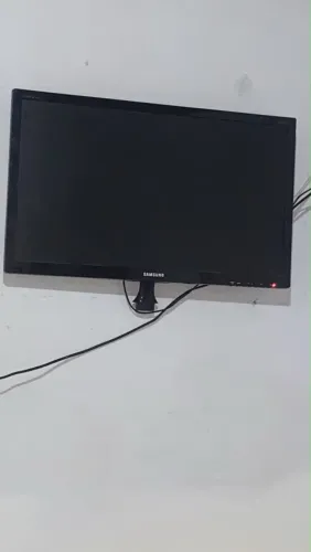Venda conjunto de mesa e cadeira + rack + tv 32 polegadas