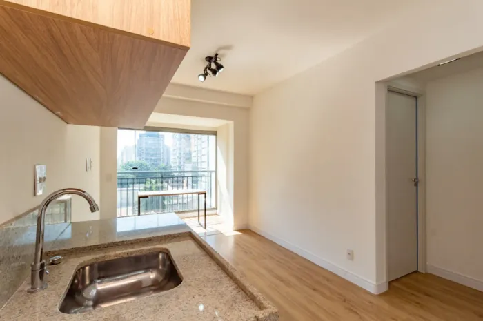Studio para venda e locação em Indianópolis com 1 quarto, 32m²