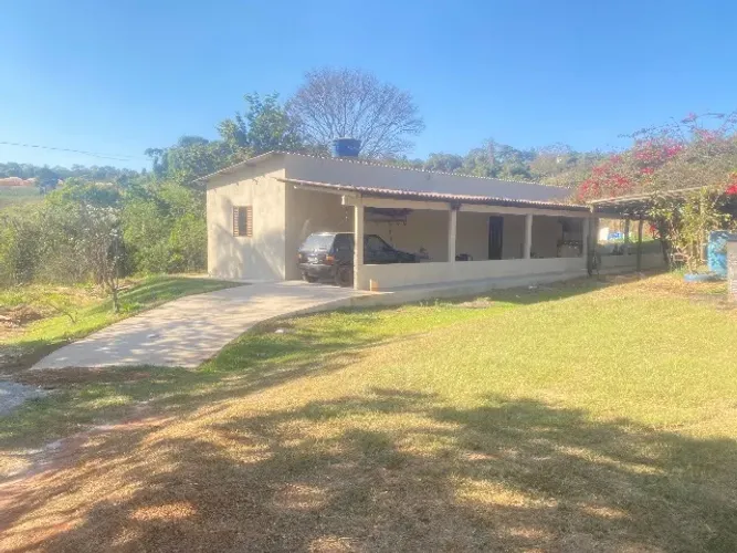 Chácara 12.500 m2 com Casa 2Qts perto de Bonfinopolis