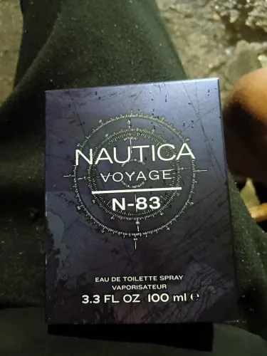 Nautica voyage perfume