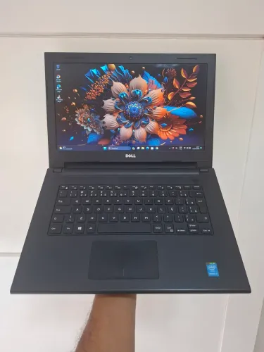 Notebook Dell - Core i3-4005U - SSD 256GB