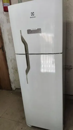 Geladeira frost free Electrolux