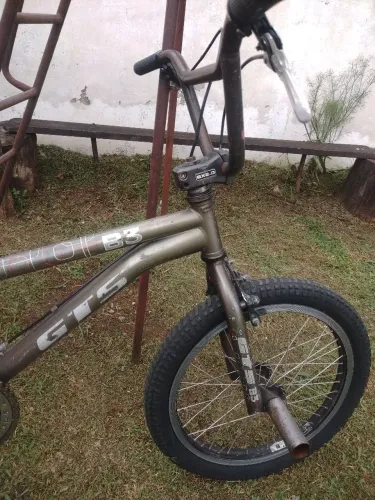 Bicicleta BMX GTS B3