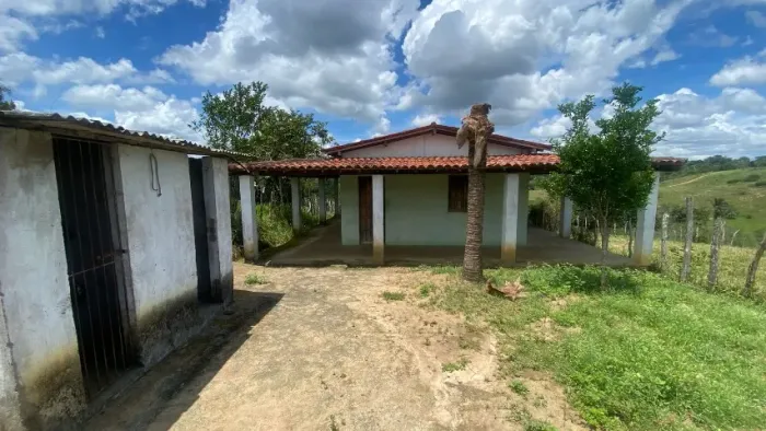 SITIO UMA TAREFA E MEIA EM GOVERNADOR MANGABEIRA