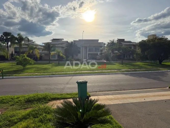 Lote Condomínio Granville