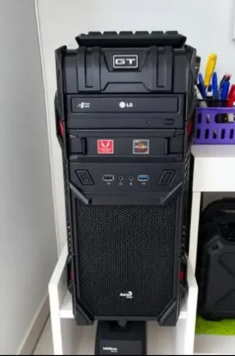 PC Gamer sem monitor