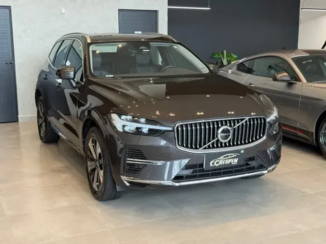 Volvo XC-60 T-8 Plus 2.0 AWD (híbrido) 2023