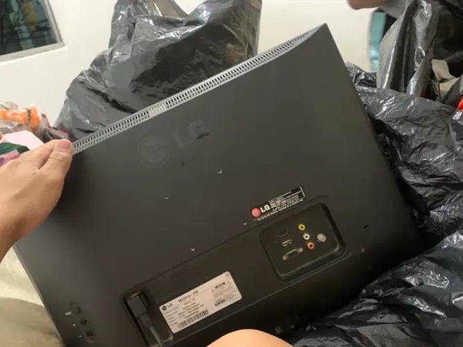 Tv 24 polegadas não é smart
