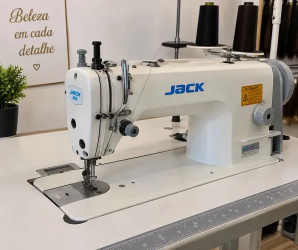 Curso de tercimento na máquina industrial 