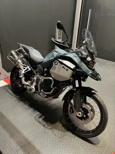 VENDO BMW F900 GS ADVENTURE PLUS 26/26