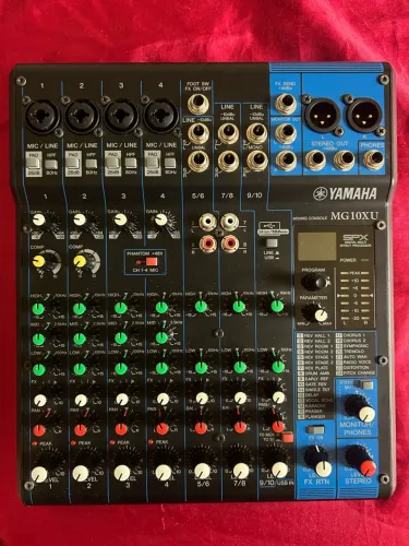 Mesa de som/interface YAMAHA MG10xU