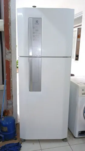 Vendo Geladeira Electrolux