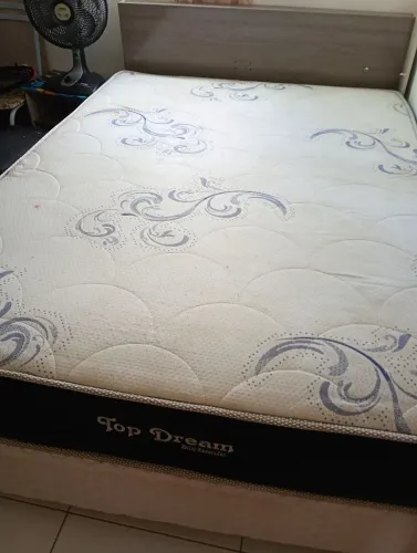 Cama box de casal (base +colchão).
