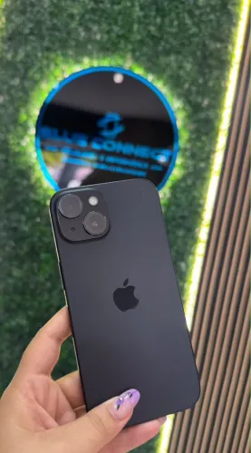 iPhone 15 128GB