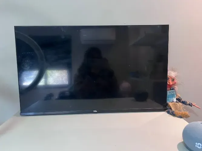 TV LED TCL 32 POLEGADAS HD HDR SMART 