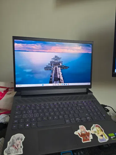 Dell G15 Gamer i7 13ª Geração RTX 4050 16GB RAM ? Estado de novo