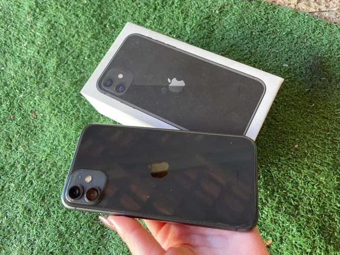 iPhone 11